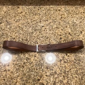 Men’s Banana Republic Brown leather belt (38)